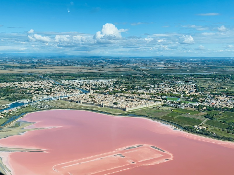La cité médiévale d'Aigues-Mortes au cœur de l'histoire, avec ses remparts du XIIIe siècle