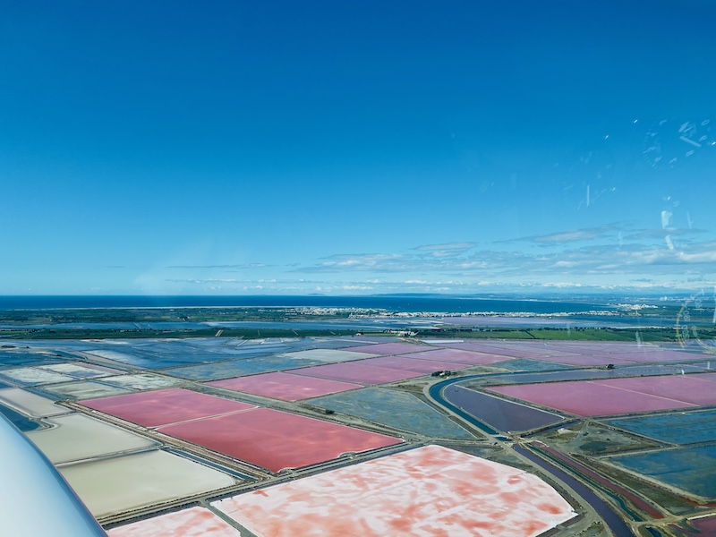 En Camargue, les Salins du Midi pour l'extraction du sel